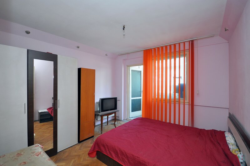 Stefan cel Mare, zona Lizeanu Obor, etaj 1 din 8, bloc anvelopat